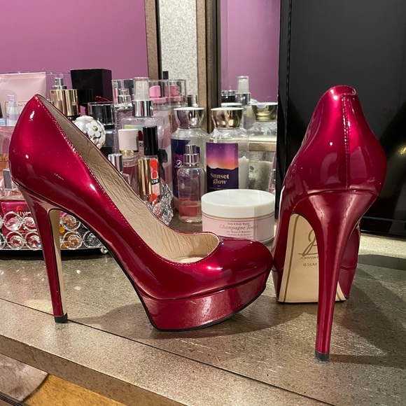 Red Patent Leather Pumps - Picture 3 of 10